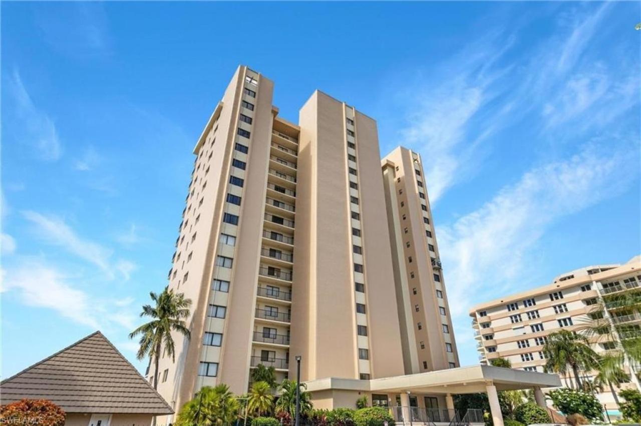 The Sea-Winds Condo I Renovated Beachfront 2 Bed 2 Bath Condo Pulau Marco Luaran gambar