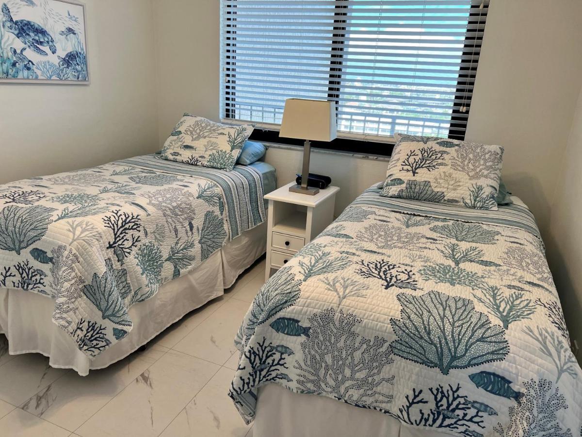 The Sea-Winds Condo I Renovated Beachfront 2 Bed 2 Bath Condo Pulau Marco Luaran gambar