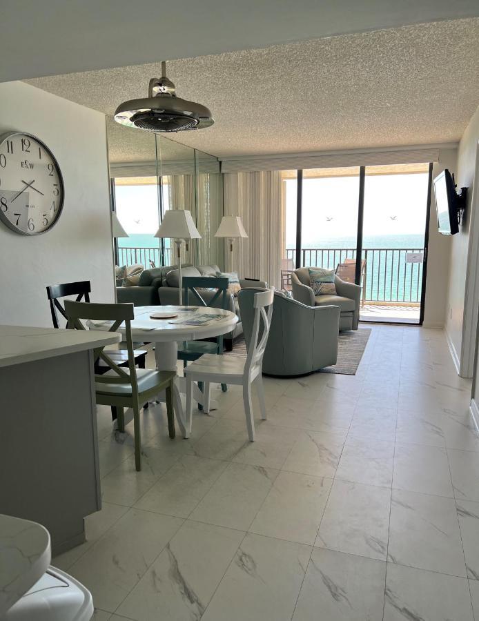 The Sea-Winds Condo I Renovated Beachfront 2 Bed 2 Bath Condo Pulau Marco Luaran gambar